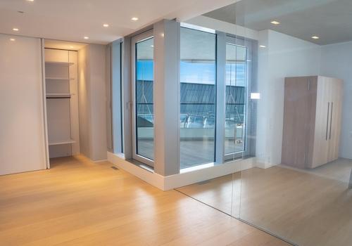 Begehbarer Kleiderschrank