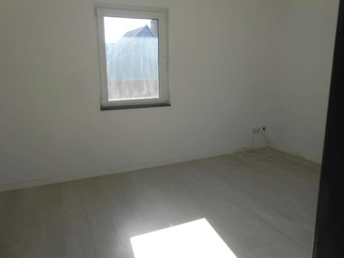 z.B. Büro OG