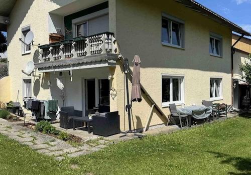 Sicht Wohnung vom Garten aus