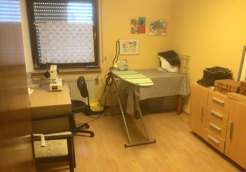 Bügelzimmer/Kinderzimmer OG