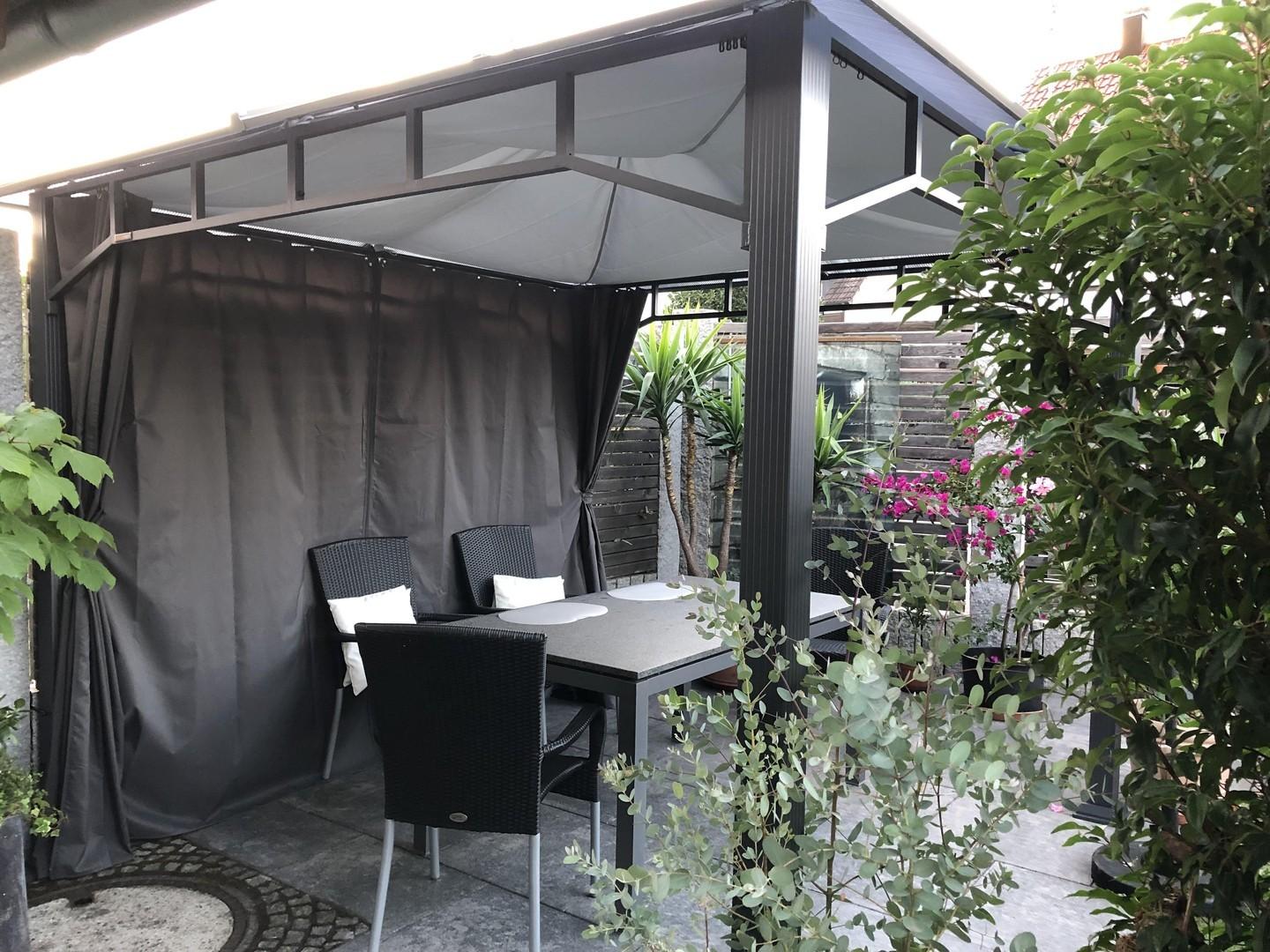 Überdachte Terrasse
