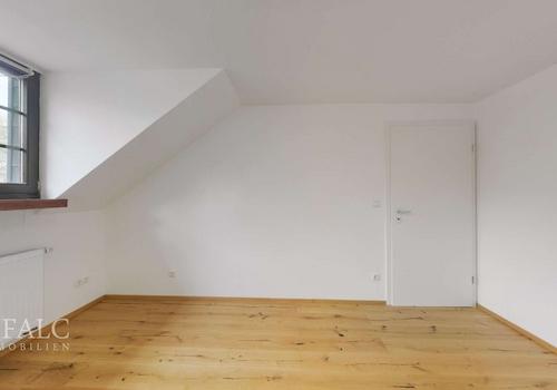 Schlafzimmer 1 - Ansicht Tür