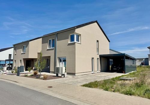 Hausansicht Straßenseite