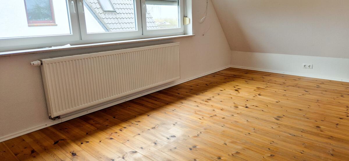 Zimmer 2 OG