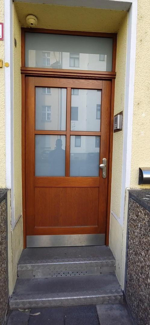 Eingangstür