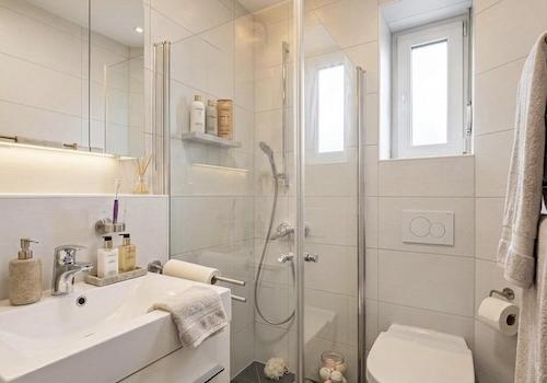 Gäste WC mit Dusche
