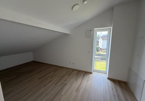 Schlafzimmer 2 DG