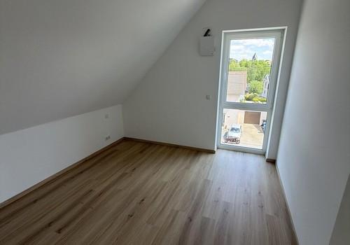 DG links Schlafzimmer 1