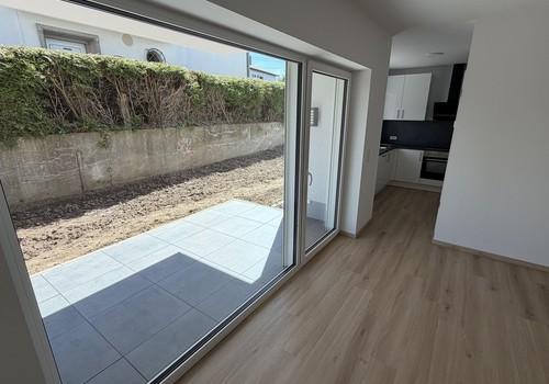 EG re. Terrasse Blick Wozi