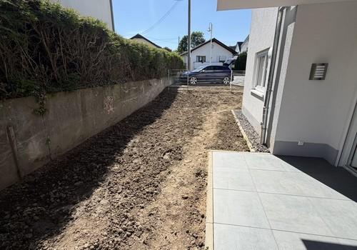 EG re. Terrasse außen Sicht 1