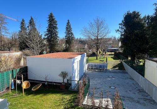 Blick zum Gemeinschaftsgarten