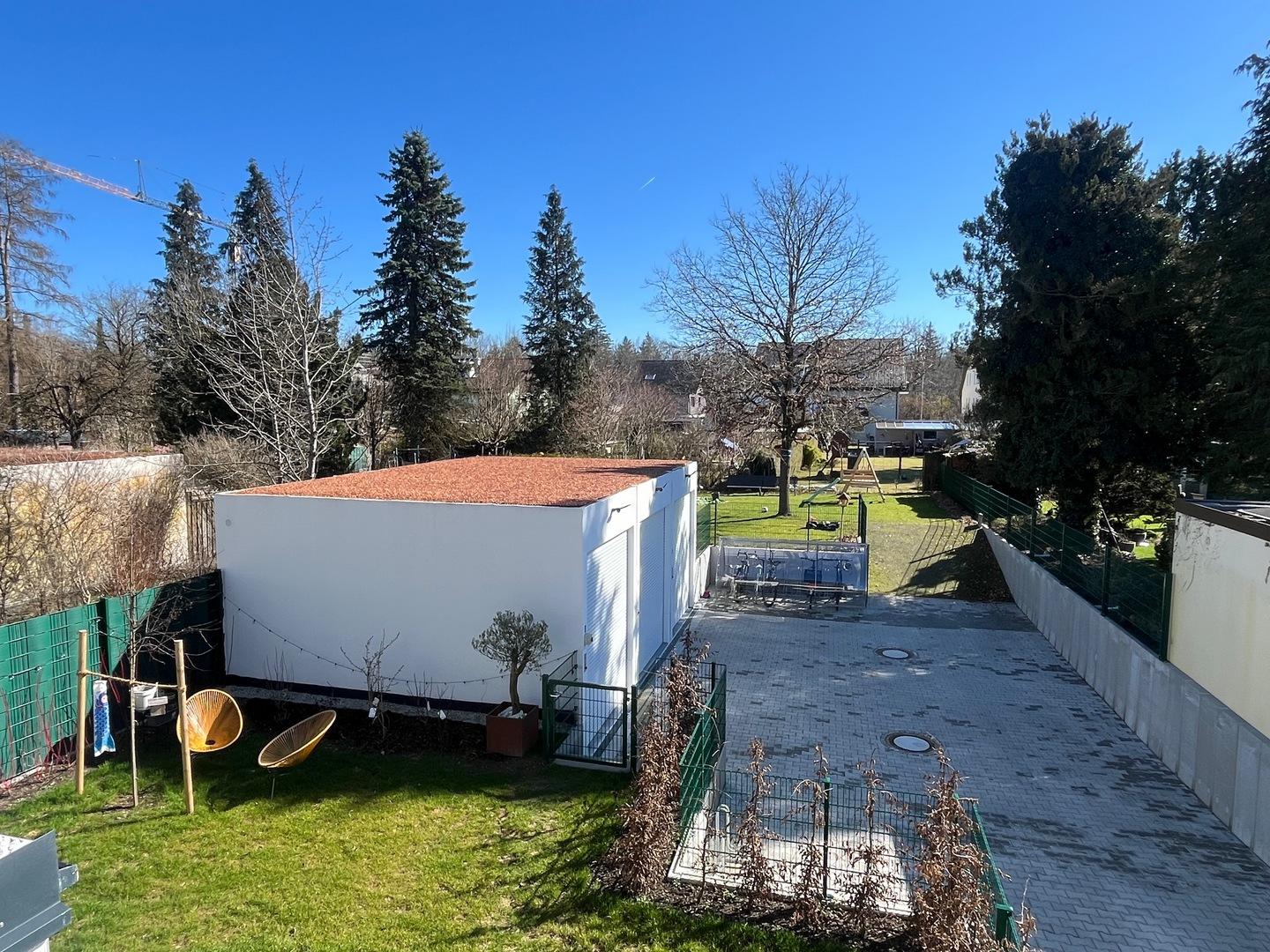 Blick zum Gemeinschaftsgarten