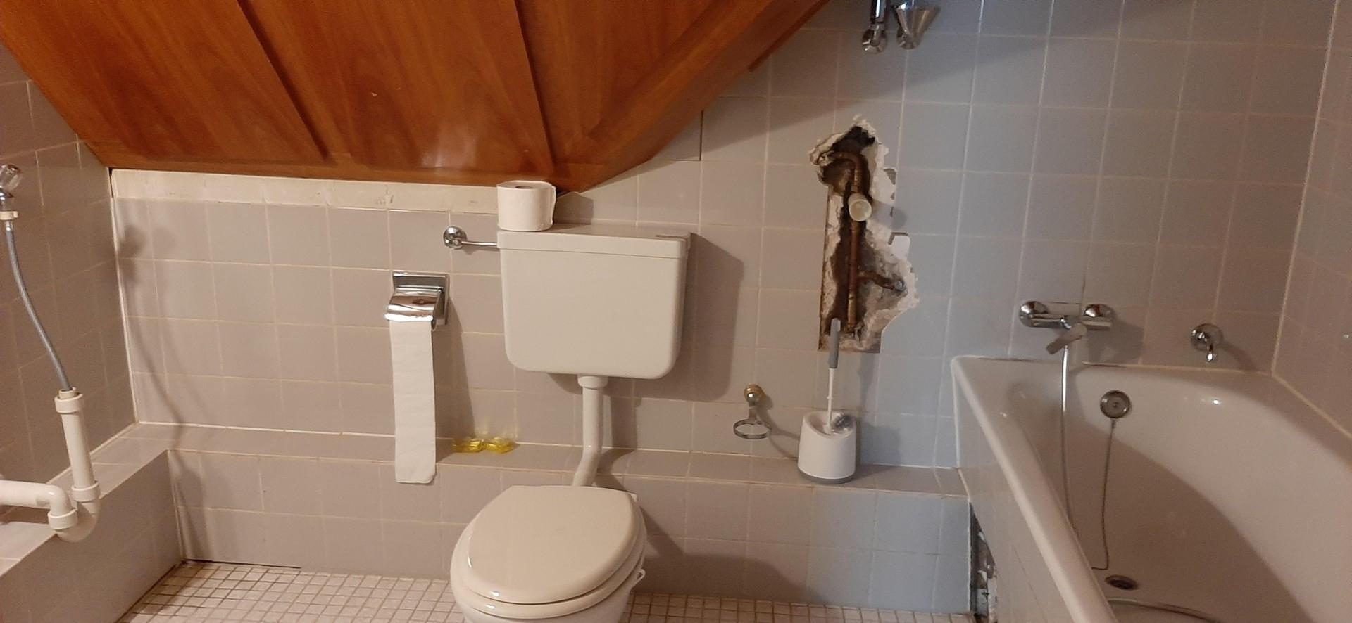 Bad, Wasserabsperrung erneuert