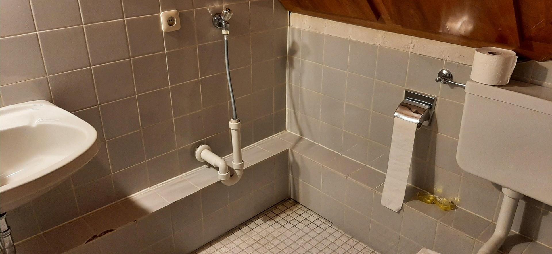 Bad, Platz für Waschmaschine