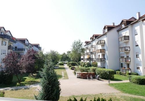 Blick ins Grüne (Sommer)