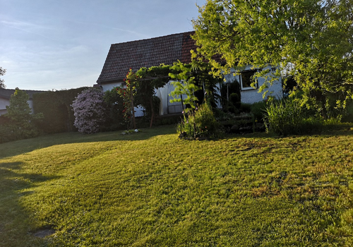 Hausansicht vom Garten 1