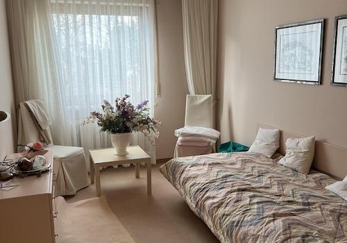 Gäste-/Kinderzimmer OG
