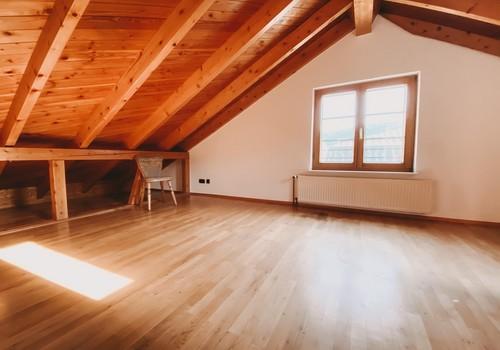 Kinderzimmer / Büro