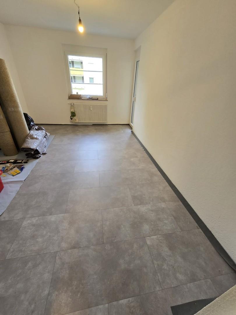 Schlafzimmer, neuer Fußboden