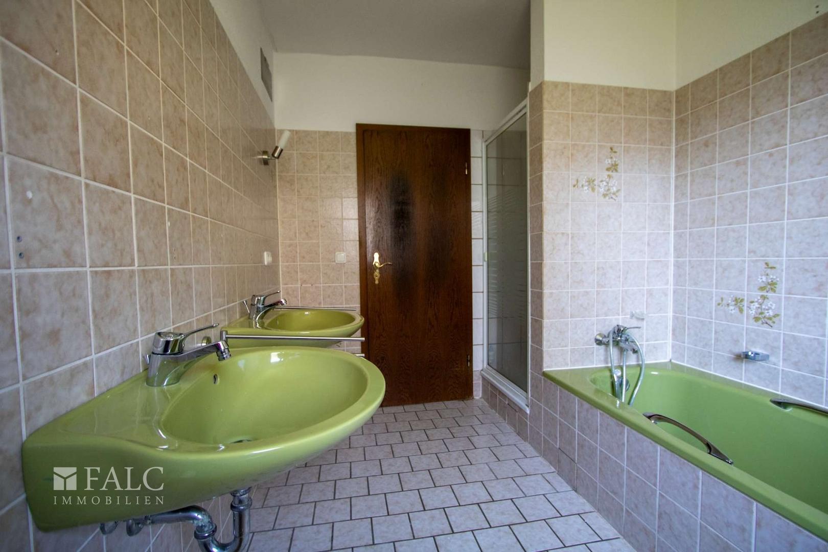 Badezimmer EG