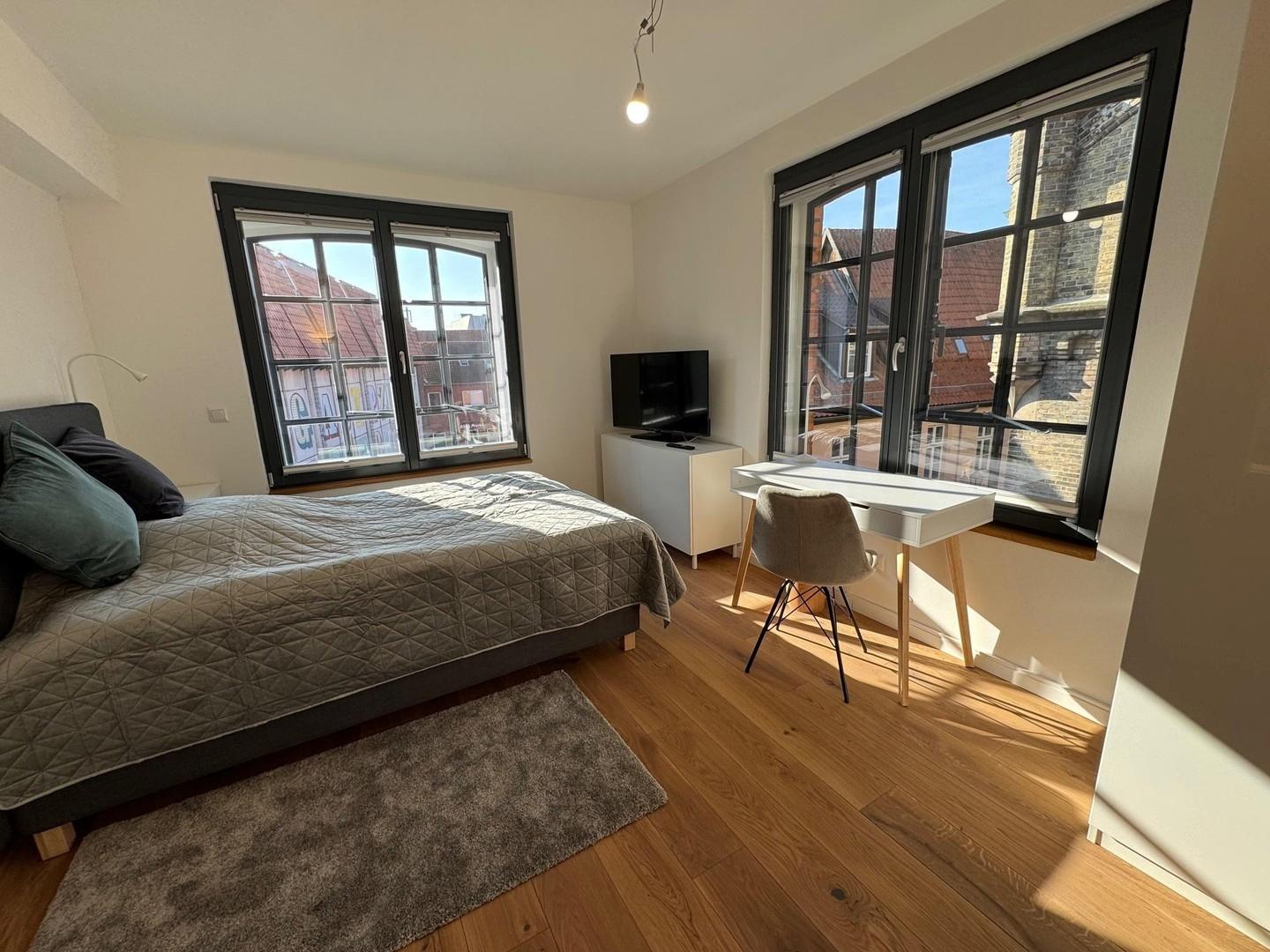 Apartment 5