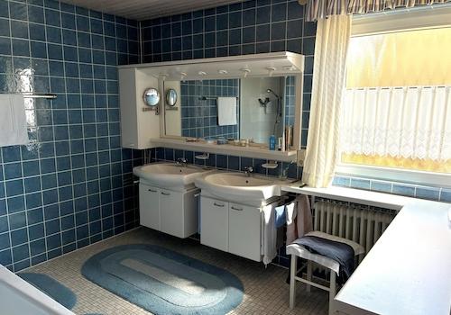 Badezimmer_1.OG