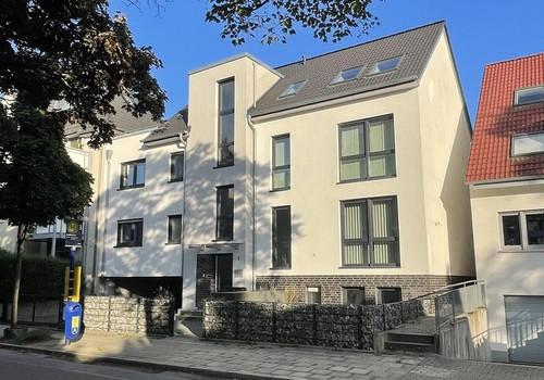 Haus von vorne 