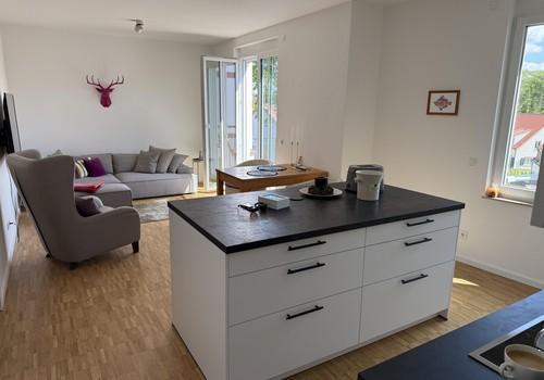 Blick ins Wohnzimmer