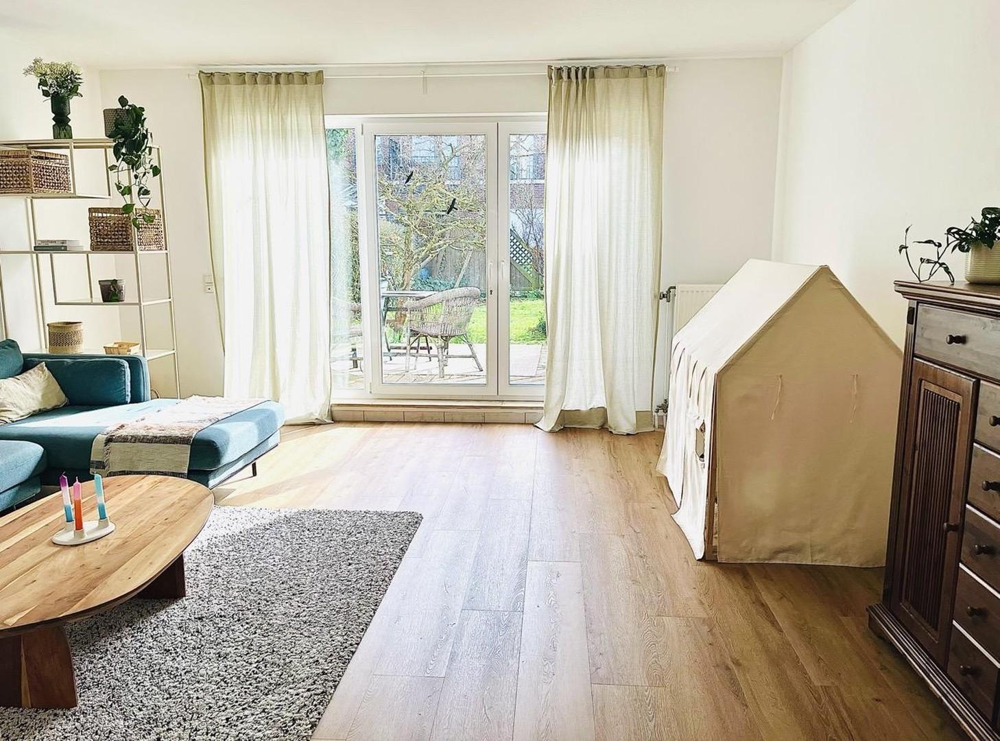 Wohnzimmer (EG)