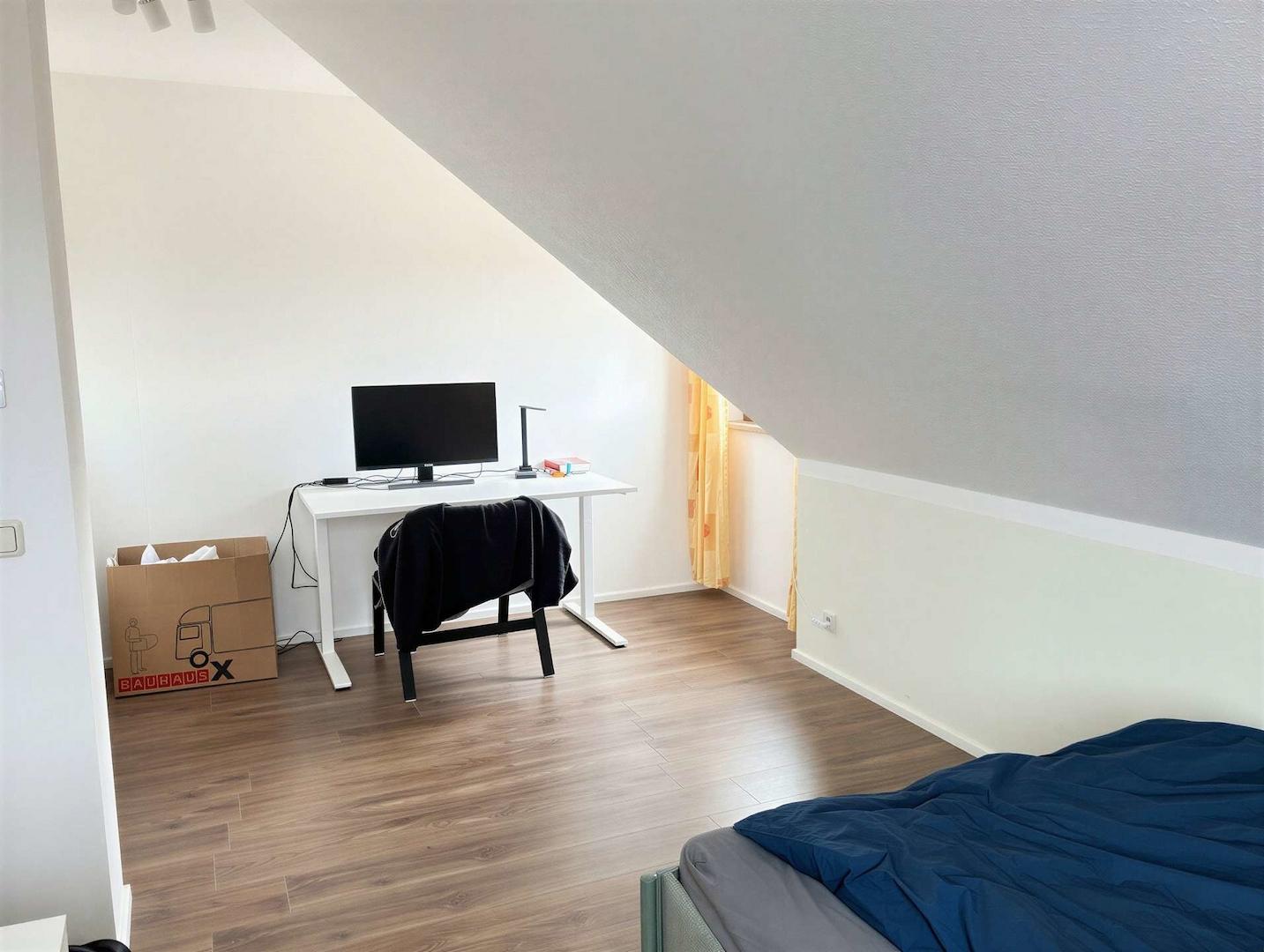 Schlafzimmer 2