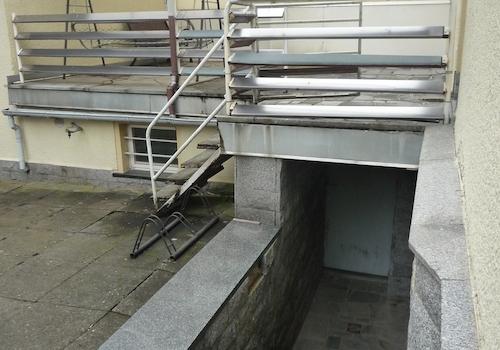 Außeneingang zum Keller