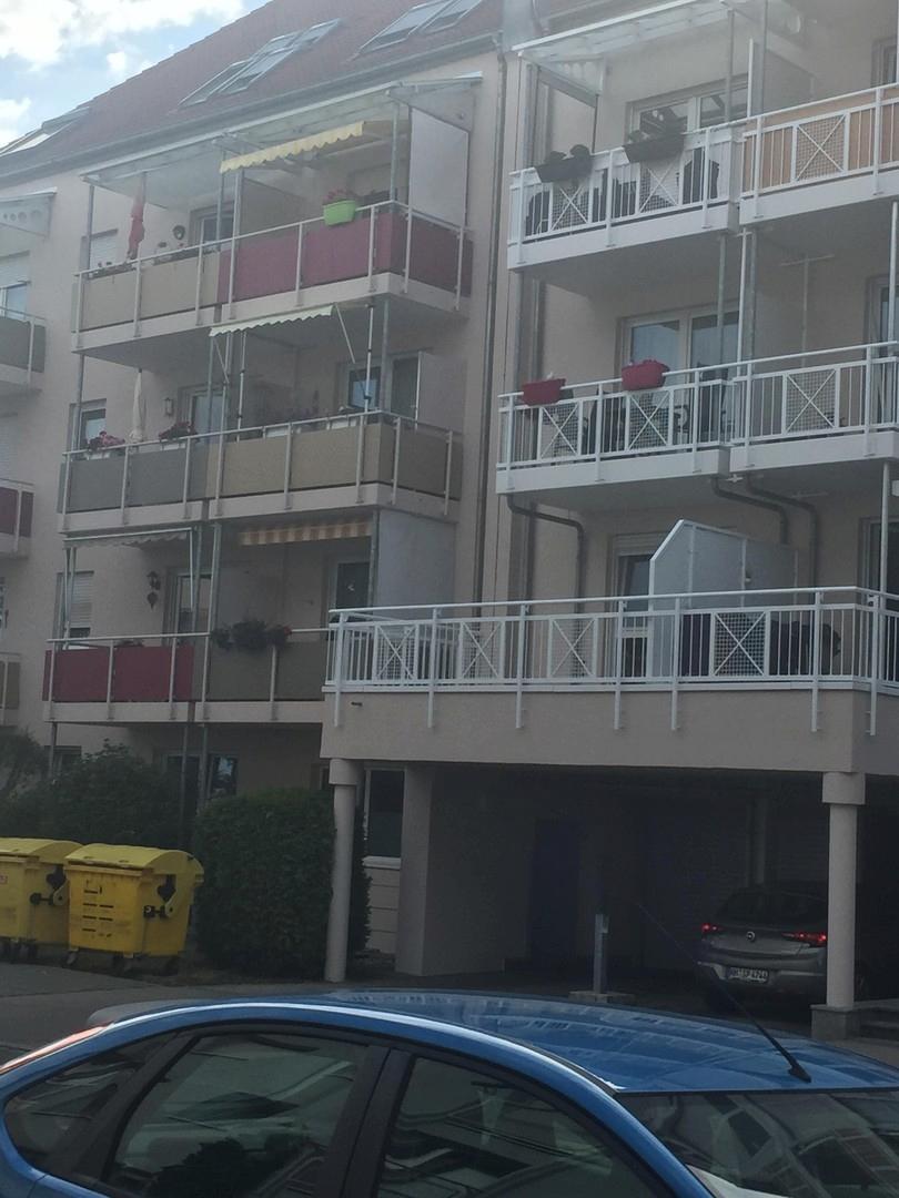 Hausansicht m. TG