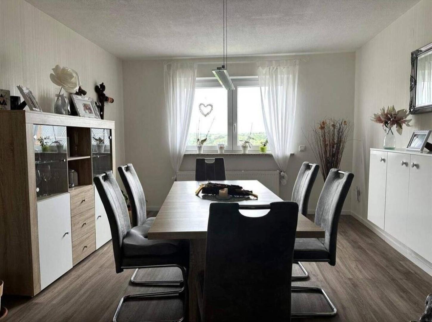 Küche  ( Esszimmer )