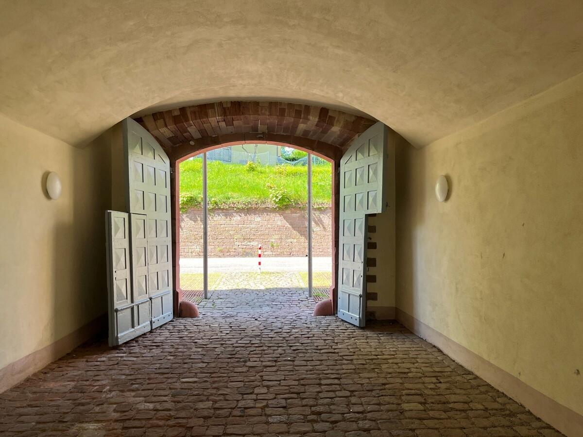 Durchgang Kellergewölbe