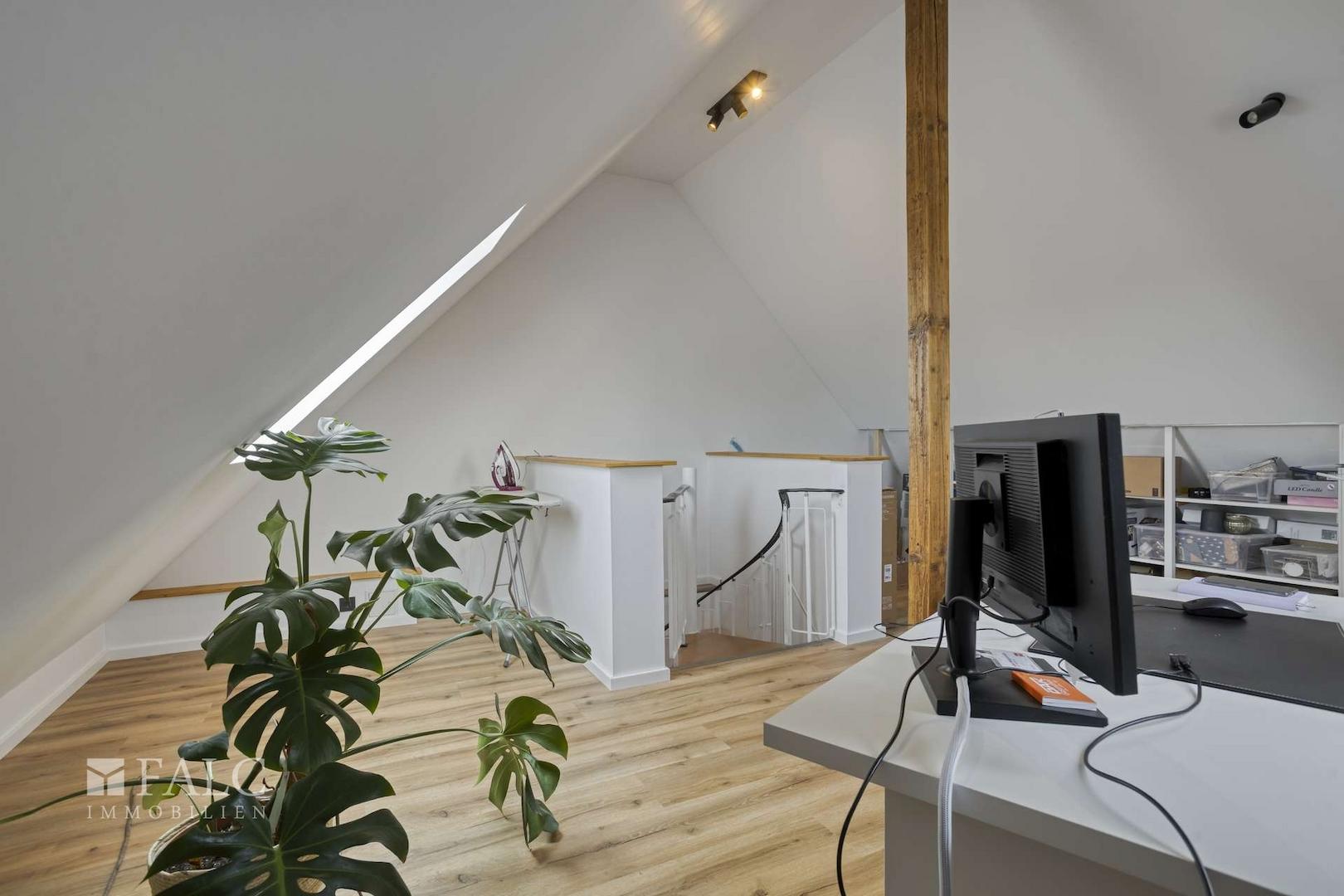 Arbeitszimmer
