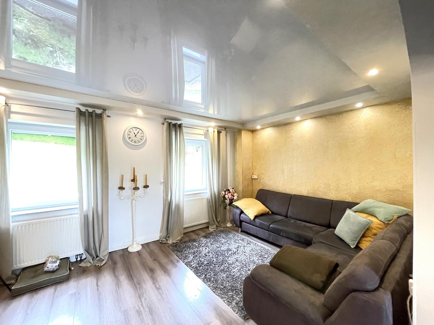 Wohnzimmer (EG)