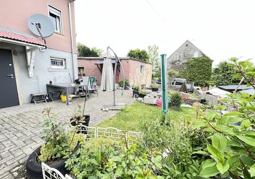 Blick aufs Grundstück