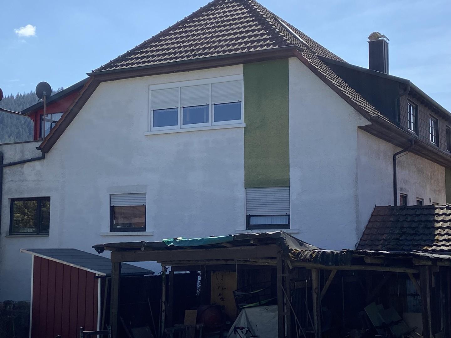 Seitenansicht rechts schräg