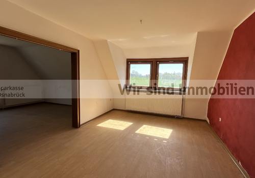Wohn- / Esszimmer DG