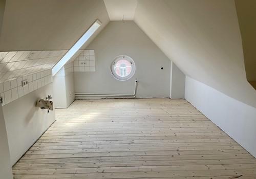 Dachgeschosswohnung