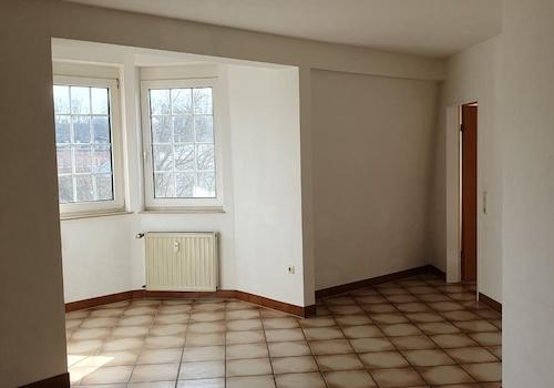 3.1 Wohnzimmer renoviert mit Leisten