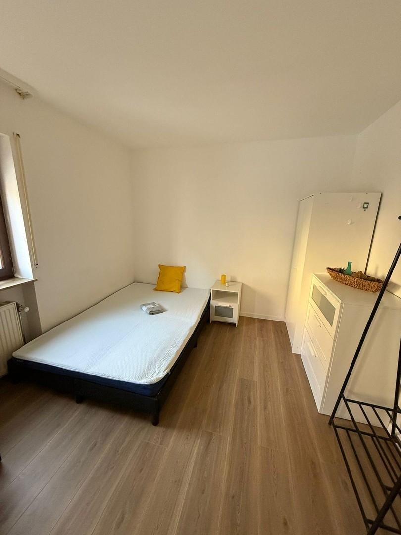 Wohn-/Schlafzimmer
