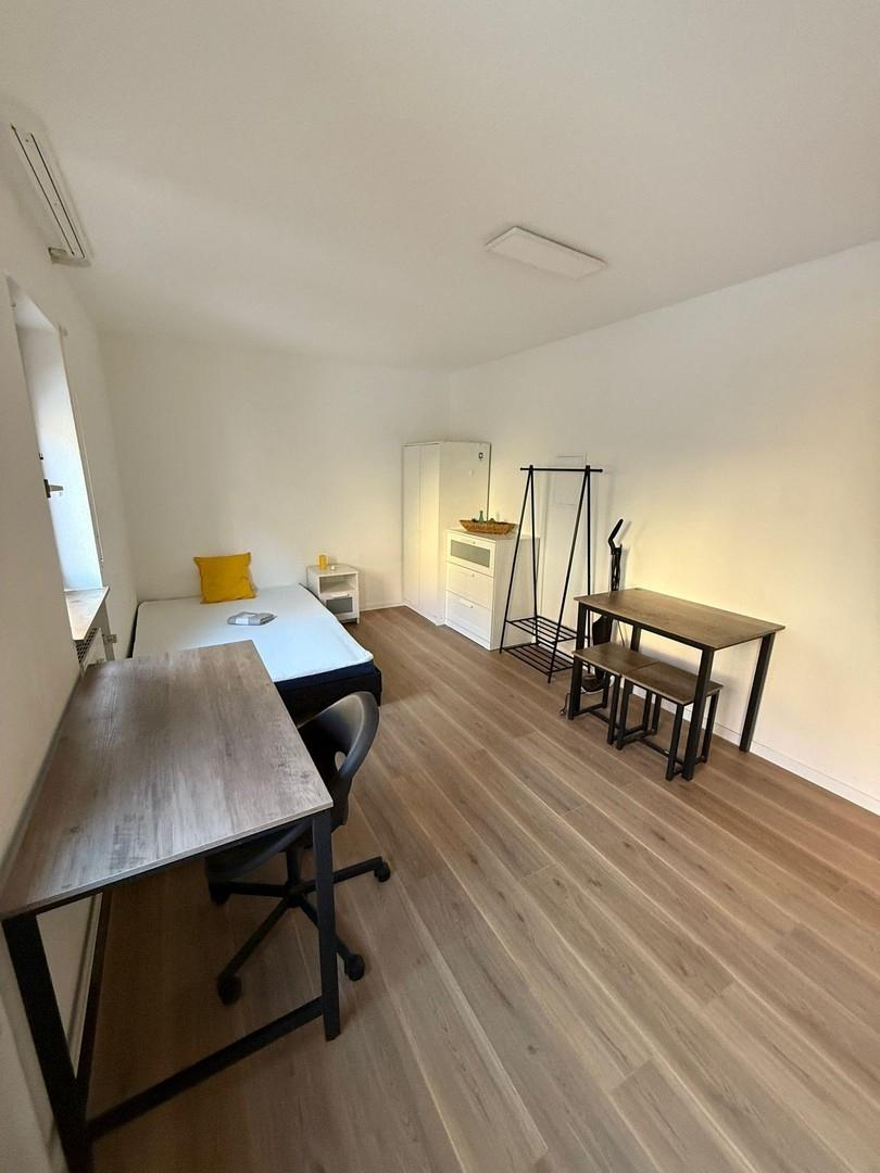 Wohn-/Schlafzimmer
