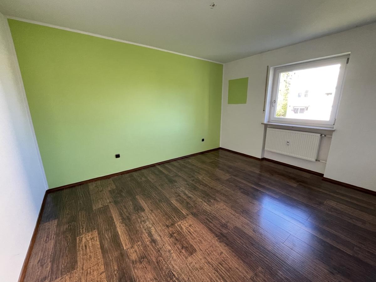 zweites Schlafzimmer oder Arbeitszimmer