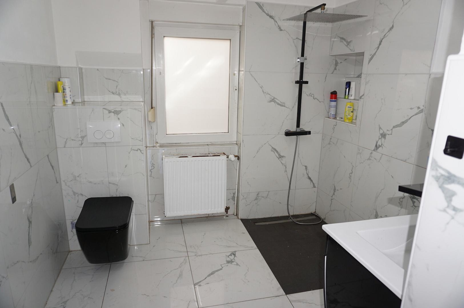 Duschbad EG
