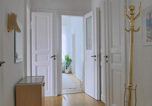 zentraler Wohnungsflur