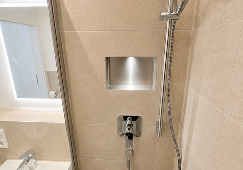 Badezimmer 2