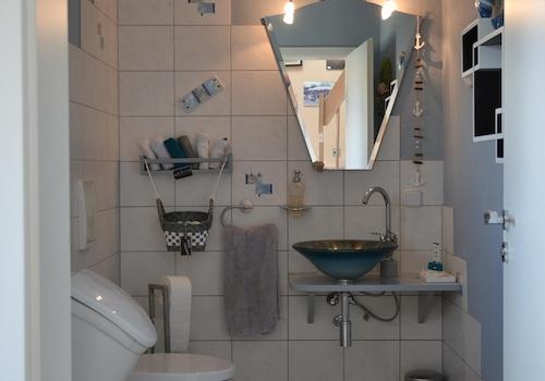 WC/EG