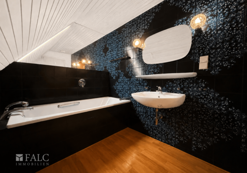 Badezimmer Obergeschoss Bild 1 (Eichrichtungsbeispiel KI generiert)