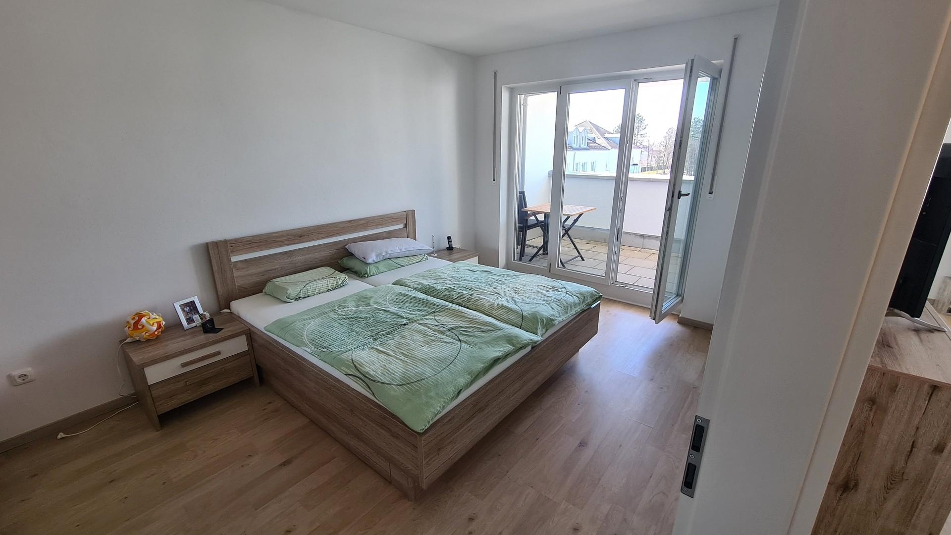 möbl. Schlafzimmer